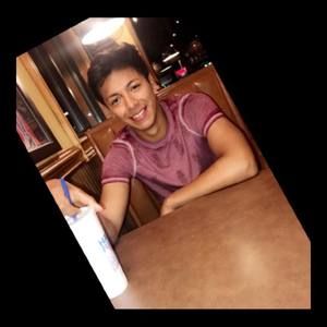 Meet your Posher, Javier